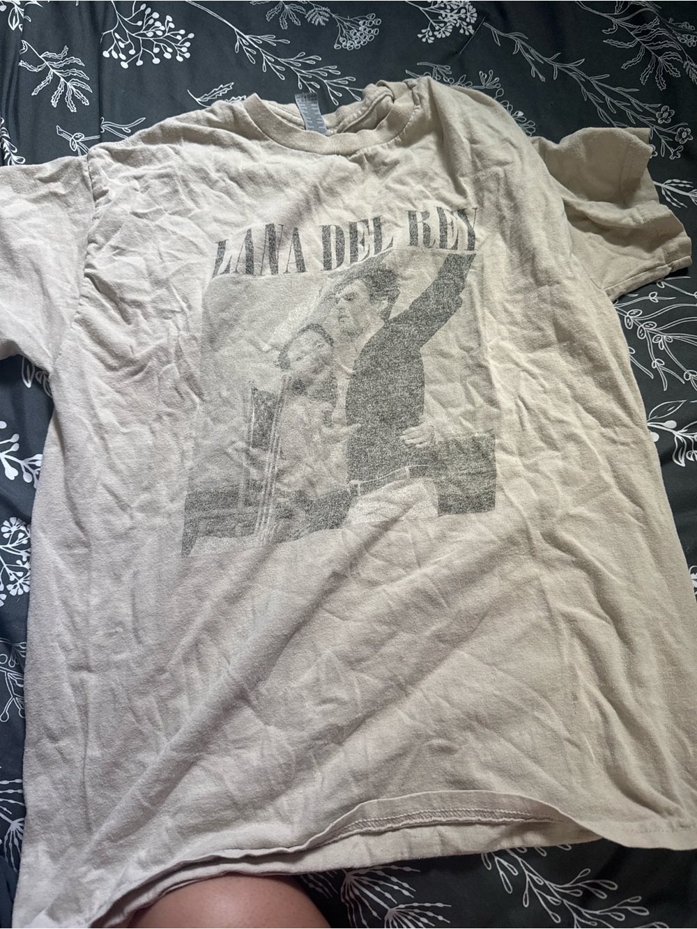 Gildan Beige Lana Del Rey Graphic Tee